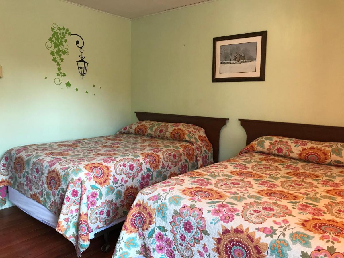 Motel Des Erables Coteau-du-Lac Buitenkant foto