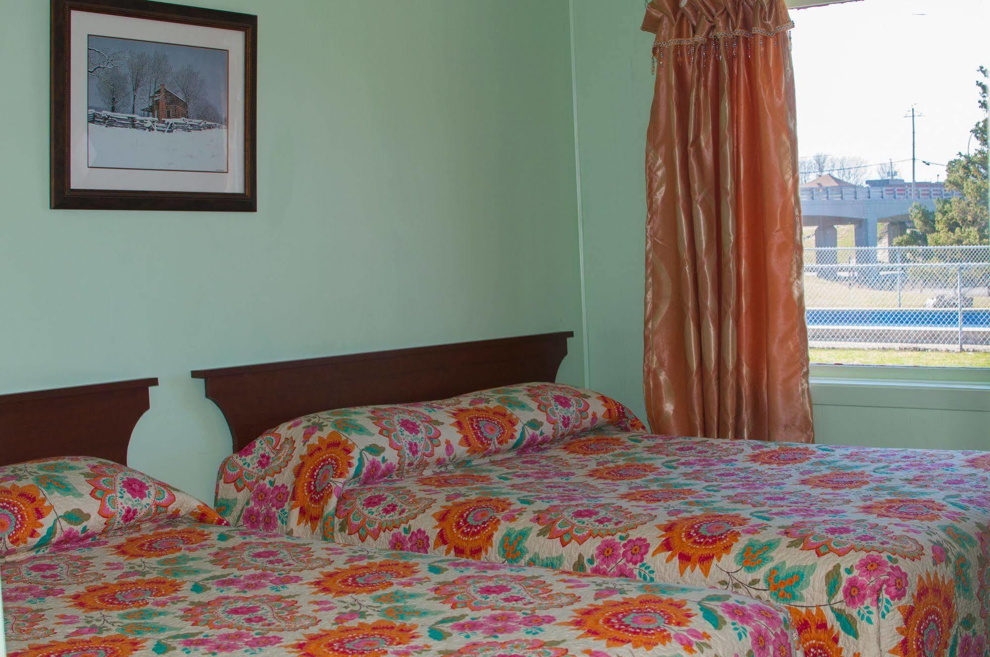 Motel Des Erables Coteau-du-Lac Buitenkant foto